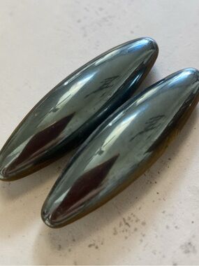 Sleek Hematite Metallic polished magnet set for grounding